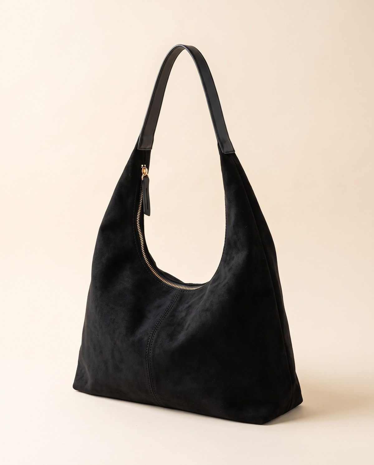 Laurel Shoulder in black, three-quarter view